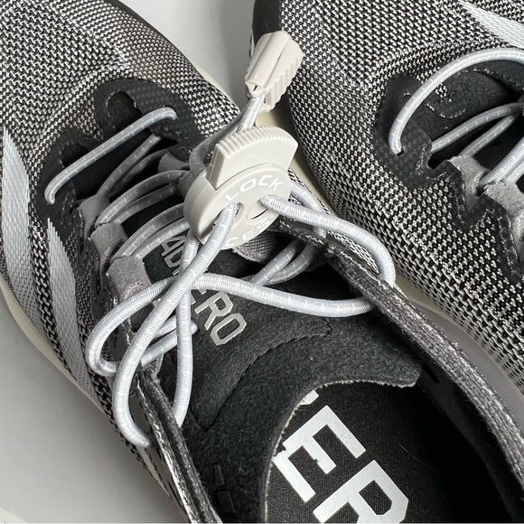 Women’s black grey Adizero Boston 12 running shoes size 6.5 excellent condition - Picture 11 of 11